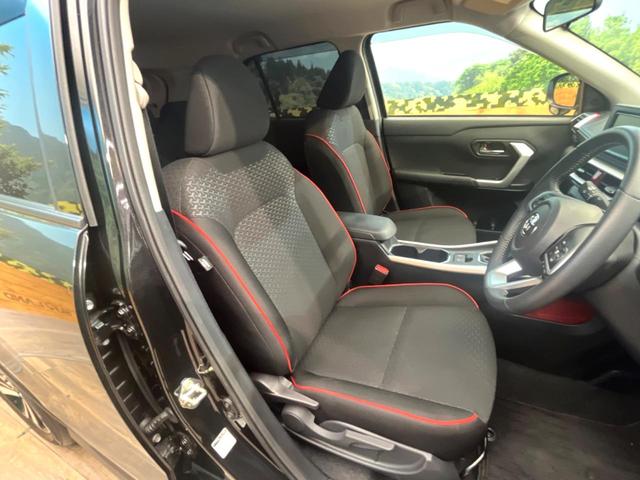 ライズ Ｚ　禁煙車　純正ナビ　バックカメラ　スマートアシスト　レーダークルーズ　前席シートヒーター　車線逸脱防止支援システム　横滑り防止装置　ＬＥＤヘッド　ＥＴＣ　スマートキー　純正１７インチアルミ（8枚目）