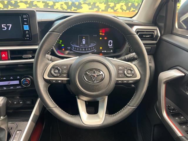 ライズ Ｚ　禁煙車　純正ナビ　バックカメラ　スマートアシスト　レーダークルーズ　前席シートヒーター　車線逸脱防止支援システム　横滑り防止装置　ＬＥＤヘッド　ＥＴＣ　スマートキー　純正１７インチアルミ（11枚目）