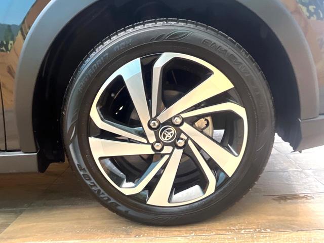 ライズ Ｚ　禁煙車　純正ナビ　バックカメラ　スマートアシスト　レーダークルーズ　前席シートヒーター　車線逸脱防止支援システム　横滑り防止装置　ＬＥＤヘッド　ＥＴＣ　スマートキー　純正１７インチアルミ（28枚目）