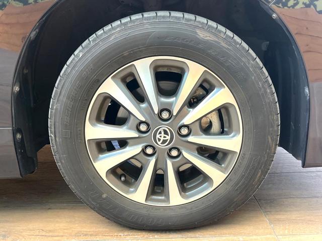 エスクァイア Gi プレミアムパッケージ ブラックテーラード 両側電動ドア 後席モニター バックカメラ 衝突被害軽減システム 禁煙車 ハーフレザーシート ドラレコ コーナーセンサー スマートキー LEDヘッド ビルトインETC クルコン 純正15インチアルミ(29枚目)