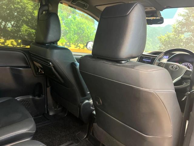 エスクァイア Gi プレミアムパッケージ ブラックテーラード 両側電動ドア 後席モニター バックカメラ 衝突被害軽減システム 禁煙車 ハーフレザーシート ドラレコ コーナーセンサー スマートキー LEDヘッド ビルトインETC クルコン 純正15インチアルミ(49枚目)