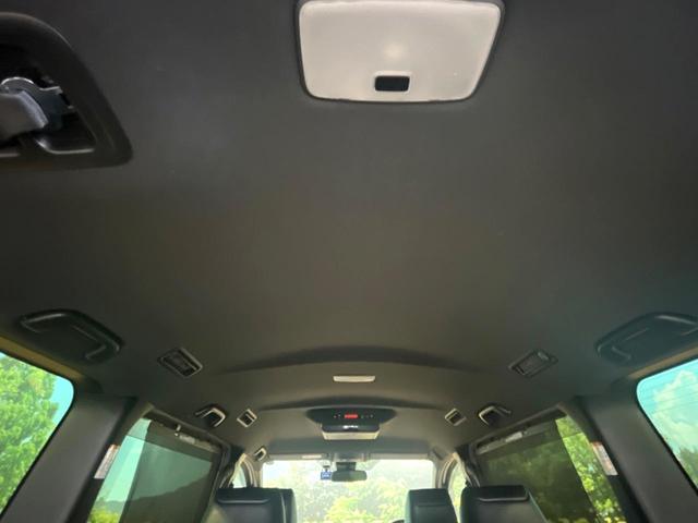 エスクァイア Gi プレミアムパッケージ ブラックテーラード 両側電動ドア 後席モニター バックカメラ 衝突被害軽減システム 禁煙車 ハーフレザーシート ドラレコ コーナーセンサー スマートキー LEDヘッド ビルトインETC クルコン 純正15インチアルミ(52枚目)