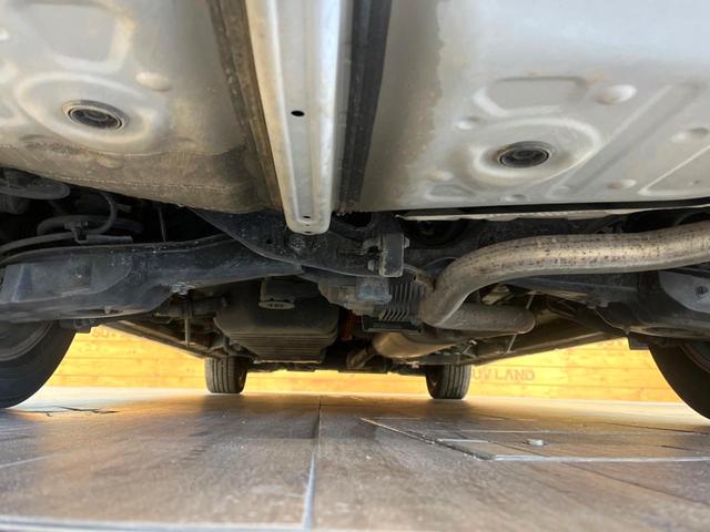 ヴェルファイアハイブリッド Ｚ　４ＷＤ　禁煙車　１１インチＢＩＧＸ　バックカメラ　後席モニター　両側電動スライドドア　７人乗り　セーフティセンス　純正１７インチアルミ　ＬＥＤヘッド＆フォグ　ＥＴＣ　レーダークルーズ　スマートキー（19枚目）