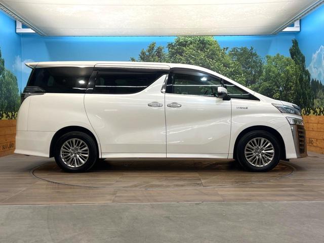 ヴェルファイアハイブリッド Ｚ　４ＷＤ　禁煙車　１１インチＢＩＧＸ　バックカメラ　後席モニター　両側電動スライドドア　７人乗り　セーフティセンス　純正１７インチアルミ　ＬＥＤヘッド＆フォグ　ＥＴＣ　レーダークルーズ　スマートキー（27枚目）