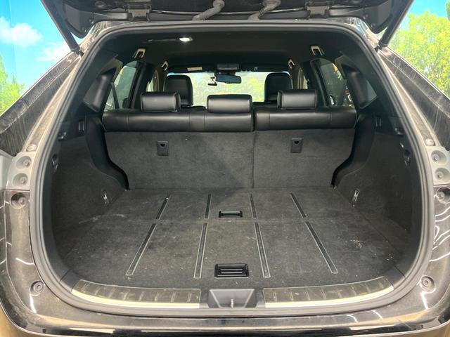 ハリアー プレミアム　バックカメラ　衝突被害軽減システム　レーダークルーズ　禁煙車　電動リアゲート　ハーフレザーシート　パワーシート　ドラレコ　スマートキー　ＬＥＤヘッド　純正１８インチアルミ　オートハイビーム（10枚目）