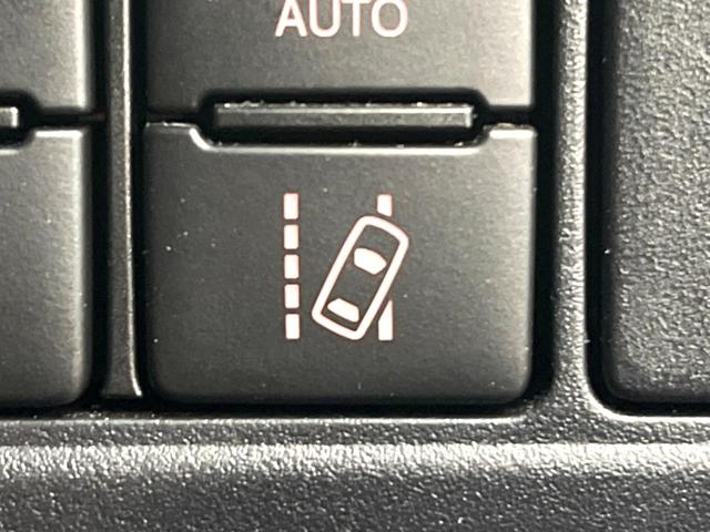 ヴォクシー ハイブリッドＺＳ　煌ＩＩＩ　禁煙車　９インチＳＤナビ　バックカメラ　両側電動スライドドア　後席モニター　トヨタセーフティセンス　クルコン　ＬＥＤヘッドライト　純正１６インチアルミ　シートヒーター　ＥＴＣ　ダブルエアコン（45枚目）