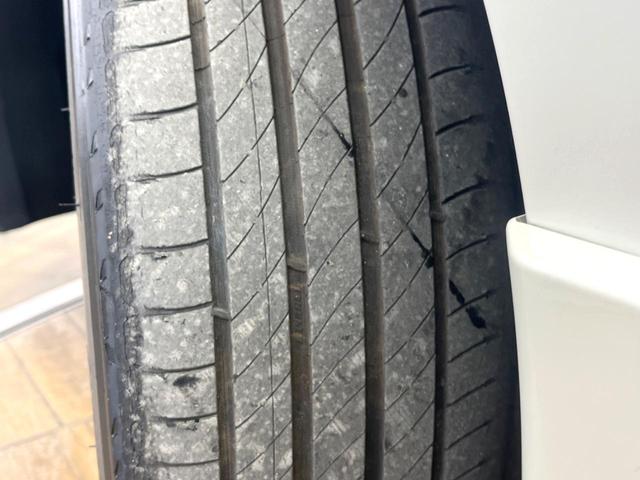 セレナ ｅ－パワー　ハイウェイスターＶ　禁煙車　純正ナビ　全周囲カメラ　両側電動スライドドア　後席モニター　インテリジェントエマージェンシーブレーキ　レーダークルーズ　ＬＥＤヘッド　ＥＴＣ　ドラレコ　スマートキー　純正１６インチアルミ（29枚目）