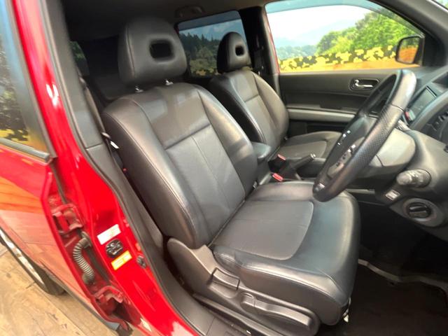 エクストレイル ２０Ｘｔｔ　禁煙車　純正ナビ　４ＷＤ　バックカメラ　クルーズコントロール　ルーフレール　スマートキー　オートライト　オートエアコン　リラックスヘッドレスト　横滑り防止装置　　寒冷地仕様　純正１８インチアルミ（8枚目）