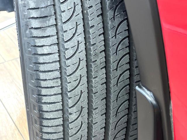 エクストレイル ２０Ｘｔｔ　禁煙車　純正ナビ　４ＷＤ　バックカメラ　クルーズコントロール　ルーフレール　スマートキー　オートライト　オートエアコン　リラックスヘッドレスト　横滑り防止装置　　寒冷地仕様　純正１８インチアルミ（21枚目）