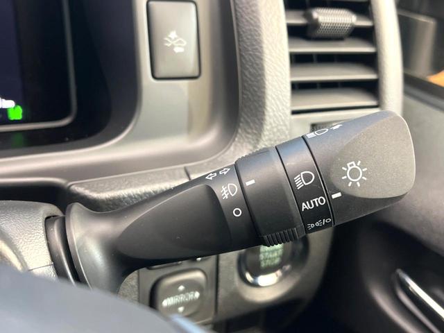 ハイエースワゴン GL プリクラッシュセーフティ デジタルインナーミラー 片側パワースライドドア ETC スマートキー オートマチックハイビーム 横滑り防止装置 車線逸脱防止支援システム 純正15インチアルミ(34枚目)