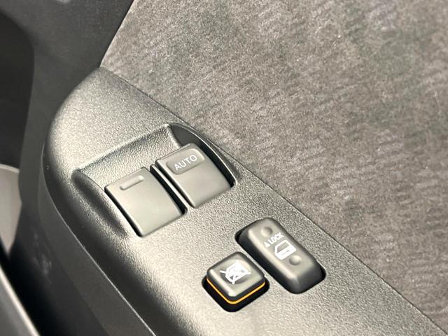 ハイエースワゴン GL プリクラッシュセーフティ デジタルインナーミラー 片側パワースライドドア ETC スマートキー オートマチックハイビーム 横滑り防止装置 車線逸脱防止支援システム 純正15インチアルミ(50枚目)