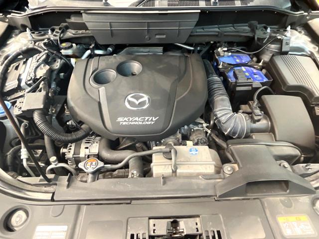 ＣＸ－５ ＸＤ　Ｌパッケージ　禁煙車　メーカー純正ナビ　バックカメラ　ＢＯＳＥサウンド　レーダークルーズ　ヘッドアップディスプレイ　ブラインドスポットモニター　シートヒーター　ステアリングヒーター　純正１９インチアルミ（18枚目）