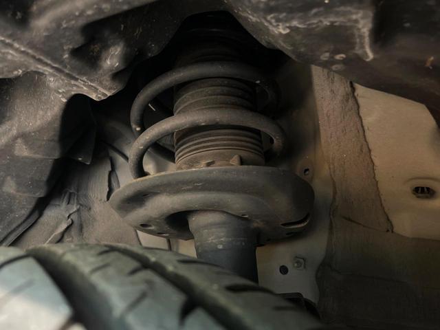 ヤリスクロス ハイブリッドZ 禁煙車 メーカー純正8インチナビ バックカメラ プリクラッシュセーフティ レーダークルーズ ブラインドスポットモニター シートヒーター LEDヘッド ETC スマートキー 純正18インチアルミ(20枚目)