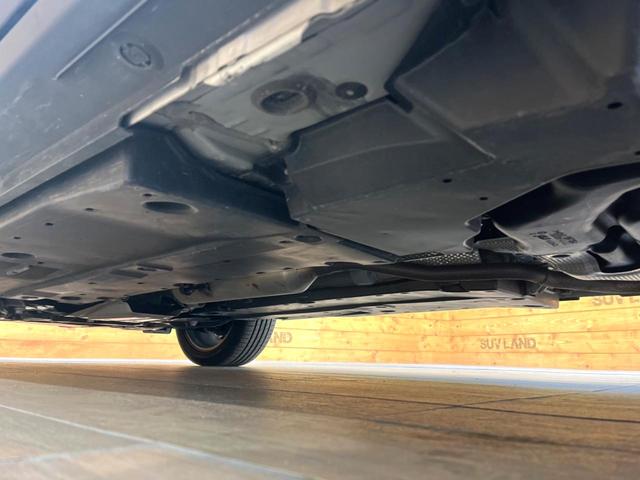 ヤリスクロス ハイブリッドZ 禁煙車 メーカー純正8インチナビ バックカメラ プリクラッシュセーフティ レーダークルーズ ブラインドスポットモニター シートヒーター LEDヘッド ETC スマートキー 純正18インチアルミ(21枚目)