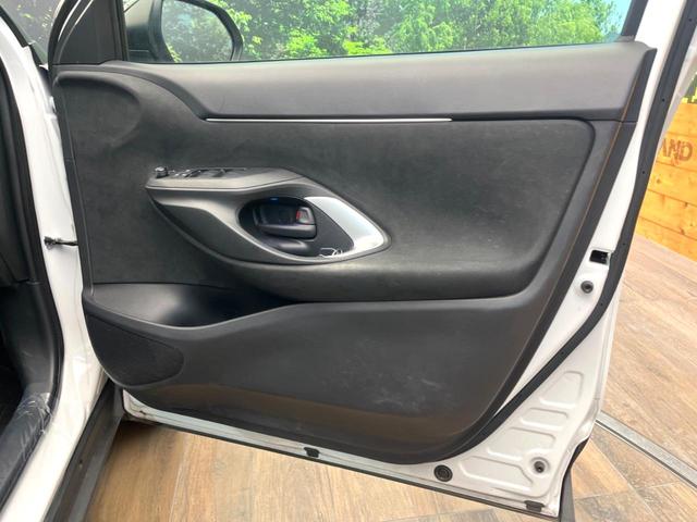 ヤリスクロス ハイブリッドZ 禁煙車 メーカー純正8インチナビ バックカメラ プリクラッシュセーフティ レーダークルーズ ブラインドスポットモニター シートヒーター LEDヘッド ETC スマートキー 純正18インチアルミ(47枚目)