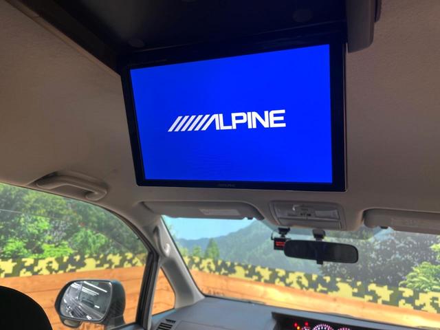 ヴォクシー ZS 煌 両側電動スライドドア フリップダウンモニター パドルシフト ナビ バックカメラ ドラレコ ETC スマートキー オートライト 8人乗り オートエアコン(5枚目)