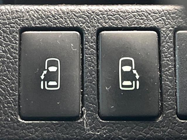 ヴォクシー ZS 煌 両側電動スライドドア フリップダウンモニター パドルシフト ナビ バックカメラ ドラレコ ETC スマートキー オートライト 8人乗り オートエアコン(6枚目)