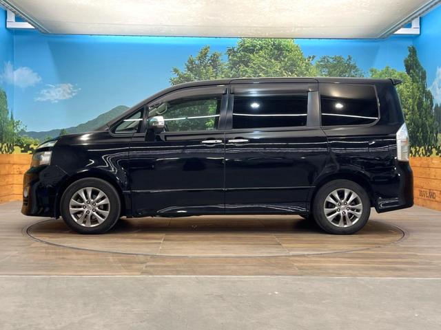 ヴォクシー ZS 煌 両側電動スライドドア フリップダウンモニター パドルシフト ナビ バックカメラ ドラレコ ETC スマートキー オートライト 8人乗り オートエアコン(24枚目)