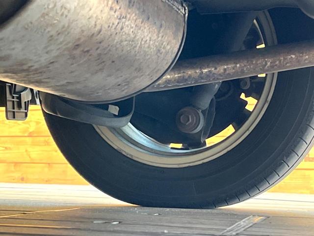 ヴォクシー ZS 煌 両側電動スライドドア フリップダウンモニター パドルシフト ナビ バックカメラ ドラレコ ETC スマートキー オートライト 8人乗り オートエアコン(34枚目)