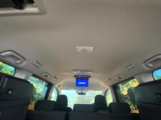 ヴォクシー ZS 煌 両側電動スライドドア フリップダウンモニター パドルシフト ナビ バックカメラ ドラレコ ETC スマートキー オートライト 8人乗り オートエアコン(35枚目)