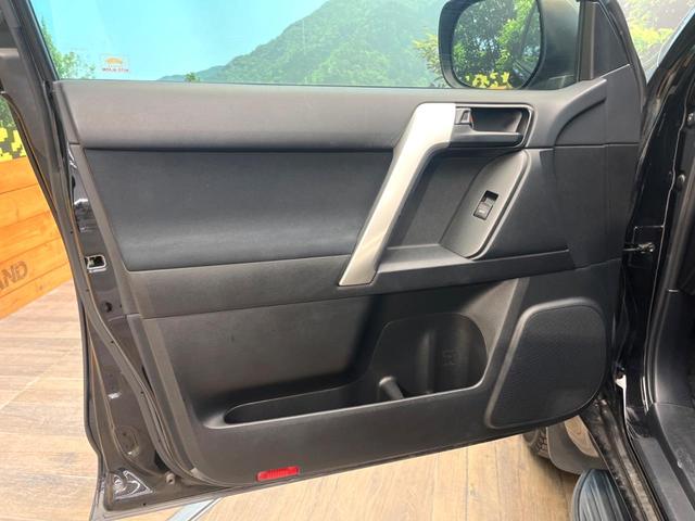 ランドクルーザープラド ＴＸ　４ＷＤ　ディーゼル（軽油）　バックカメラ　衝突被害軽減システム　レーダークルーズ　禁煙車　ドラレコ　コーナーセンサー　スマートキー　ＬＥＤヘッド　ビルトインＥＴＣ　純正１７インチアルミ（31枚目）