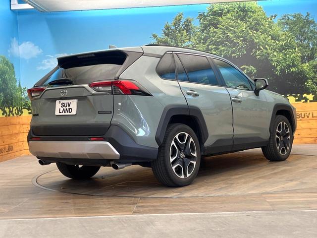 ＲＡＶ４ アドベンチャー　４ＷＤ　サイド・バックカメラ　衝突被害軽減システム　レーダークルーズ　禁煙車　パワーシート　ドラレコ　スマートキー　ＬＥＤヘッド　ビルトインＥＴＣ　純正１９インチアルミ　オートハイビーム（16枚目）