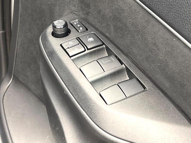 ヤリスクロス ハイブリッドＺ　バックカメラ　衝突被害軽減システム　レーダークルーズ　パワーシート　コーナーセンサー　スマートキー　ＬＥＤヘッド　ＥＴＣ　純正１８インチアルミ　オートハイビーム　車線逸脱警報　オートライト（41枚目）