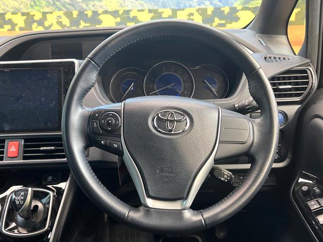 ヴォクシー ハイブリッドZS 煌III 純正10インチナビ バックカメラ フリップダウンモニター 両側電動スライドドア 衝突被害軽減システム LEDヘッド 純正16インチアルミ ドラレコ ETC(12枚目)