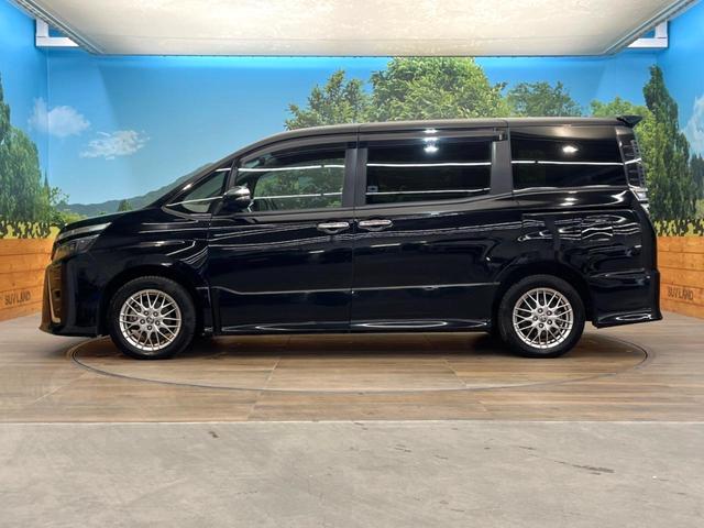 ヴォクシー ハイブリッドZS 煌III 純正10インチナビ バックカメラ フリップダウンモニター 両側電動スライドドア 衝突被害軽減システム LEDヘッド 純正16インチアルミ ドラレコ ETC(26枚目)