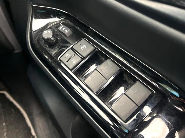 ヴォクシー ハイブリッドZS 煌III 純正10インチナビ バックカメラ フリップダウンモニター 両側電動スライドドア 衝突被害軽減システム LEDヘッド 純正16インチアルミ ドラレコ ETC(51枚目)