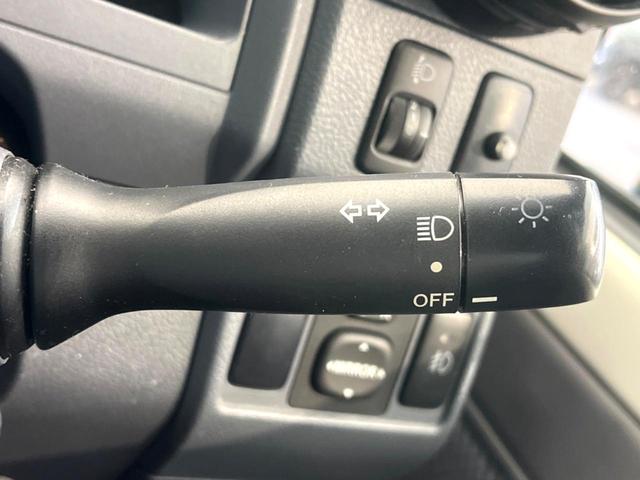 ランドクルーザー70 バン MT車 4WD ナビゲーション バックカメラ 純正16インチアルミ ドラレコ ETC(45枚目)