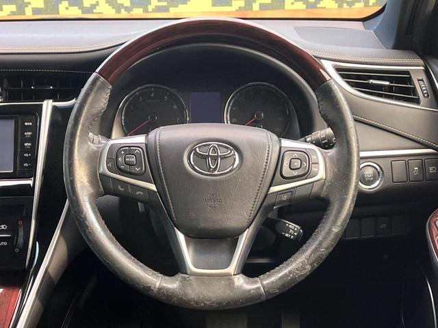 ハリアー プレミアム　純正ナビ　バックカメラ　衝突被害軽減システム　電動リアゲート　レザーシート　パワーシート　ＬＥＤヘッド　ビルトインＥＴＣ　クルコン　純正１８インチアルミ　オートハイビーム　車線逸脱警報（11枚目）