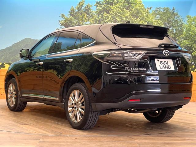 ハリアー プレミアム　純正ナビ　バックカメラ　衝突被害軽減システム　電動リアゲート　レザーシート　パワーシート　ＬＥＤヘッド　ビルトインＥＴＣ　クルコン　純正１８インチアルミ　オートハイビーム　車線逸脱警報（24枚目）