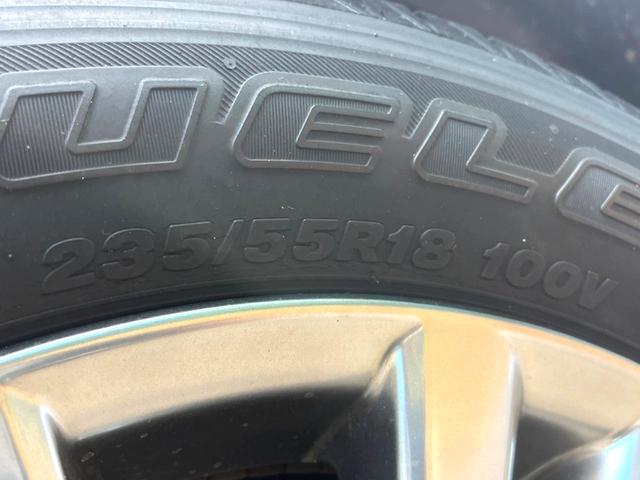 ハリアー プレミアム　純正ナビ　バックカメラ　衝突被害軽減システム　電動リアゲート　レザーシート　パワーシート　ＬＥＤヘッド　ビルトインＥＴＣ　クルコン　純正１８インチアルミ　オートハイビーム　車線逸脱警報（29枚目）