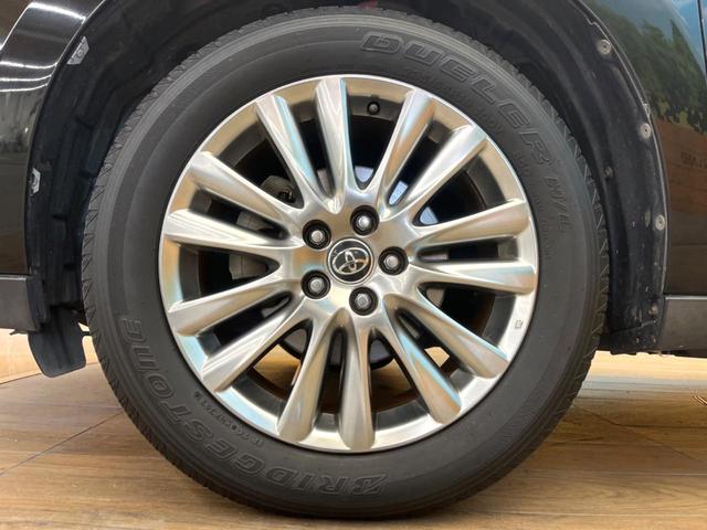 ハリアー プレミアム　純正ナビ　バックカメラ　衝突被害軽減システム　電動リアゲート　レザーシート　パワーシート　ＬＥＤヘッド　ビルトインＥＴＣ　クルコン　純正１８インチアルミ　オートハイビーム　車線逸脱警報（30枚目）