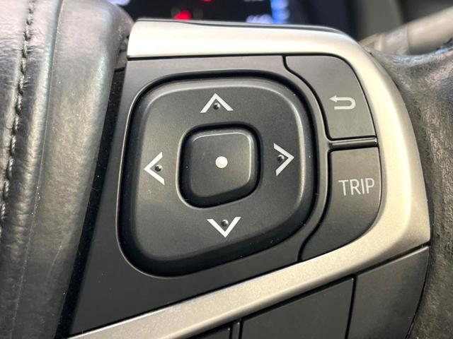 ハリアー プレミアム　純正ナビ　バックカメラ　衝突被害軽減システム　電動リアゲート　レザーシート　パワーシート　ＬＥＤヘッド　ビルトインＥＴＣ　クルコン　純正１８インチアルミ　オートハイビーム　車線逸脱警報（48枚目）