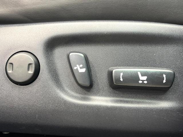 ハリアー プレミアム　純正ナビ　バックカメラ　衝突被害軽減システム　電動リアゲート　レザーシート　パワーシート　ＬＥＤヘッド　ビルトインＥＴＣ　クルコン　純正１８インチアルミ　オートハイビーム　車線逸脱警報（57枚目）