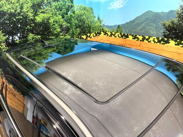 ハリアー プレミアム　メタル　アンド　レザーパッケージ　９インチナビ　サンルーフ　バックカメラ　プリクラッシュセーフティ　レーダークルーズ　黒革シート　パワーバックドア　シーケンシャルターン　シートヒーター　シートベンチェーション　純正１８インチアルミ（27枚目）