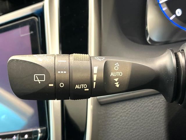 ハリアー プレミアム　メタル　アンド　レザーパッケージ　９インチナビ　サンルーフ　バックカメラ　プリクラッシュセーフティ　レーダークルーズ　黒革シート　パワーバックドア　シーケンシャルターン　シートヒーター　シートベンチェーション　純正１８インチアルミ（39枚目）