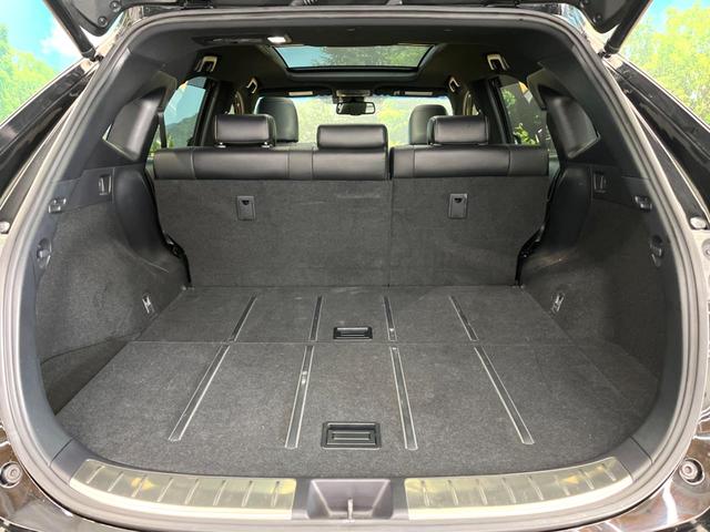 ハリアー プレミアム　メタル　アンド　レザーパッケージ　９インチナビ　サンルーフ　バックカメラ　プリクラッシュセーフティ　レーダークルーズ　黒革シート　パワーバックドア　シーケンシャルターン　シートヒーター　シートベンチェーション　純正１８インチアルミ（58枚目）