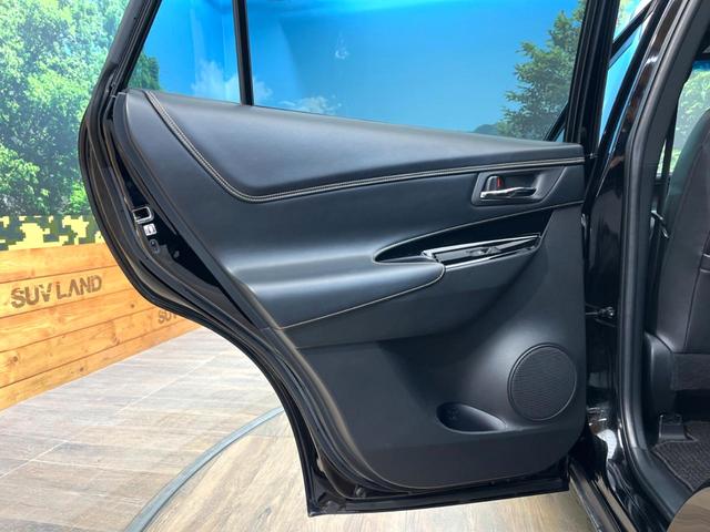 ハリアー プレミアム　メタル　アンド　レザーパッケージ　９インチナビ　サンルーフ　バックカメラ　プリクラッシュセーフティ　レーダークルーズ　黒革シート　パワーバックドア　シーケンシャルターン　シートヒーター　シートベンチェーション　純正１８インチアルミ（62枚目）