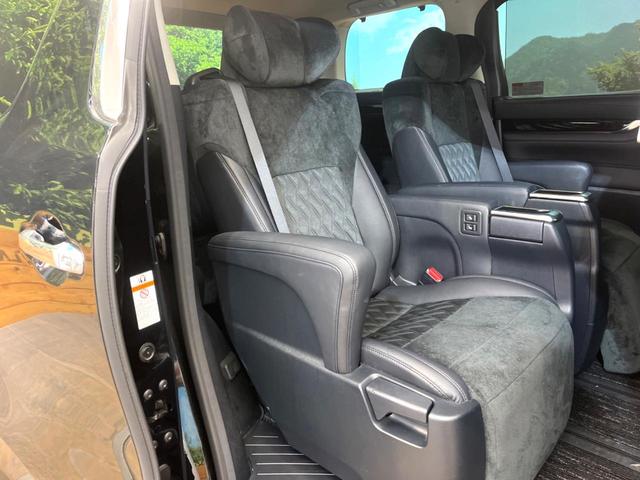 ヴェルファイア ２．５Ｚ　Ｇエディション　９インチナビ　純正エアロ　バックカメラ　後席モニター　両側電動スライドドア　レーダークルーズ　ＬＥＤヘッド　ＥＴＣ　ドラレコ　スマートキー　ステアリングヒーター　純正１８インチアルミ（9枚目）