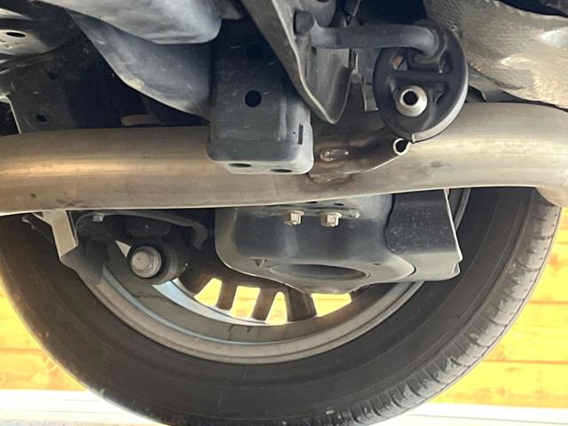 ヴェルファイア ２．５Ｚ　Ｇエディション　９インチナビ　純正エアロ　バックカメラ　後席モニター　両側電動スライドドア　レーダークルーズ　ＬＥＤヘッド　ＥＴＣ　ドラレコ　スマートキー　ステアリングヒーター　純正１８インチアルミ（21枚目）