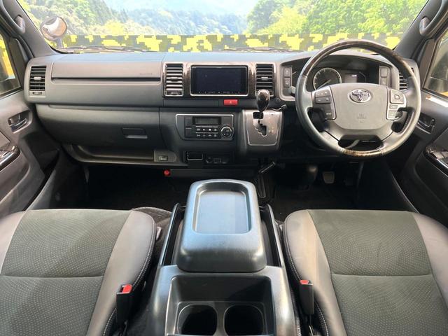 ハイエースバン スーパーＧＬ　ダークプライムＩＩ　禁煙車　ＳＤナビ　ディーゼル（軽油）　バックカメラ　プリクラッシュセーフティ　両側電動スライドドア　オートマチックハイビーム　　ＬＥＤヘッド　ＥＴＣ　ドラレコ　スマートキー　１６インチアルミ（2枚目）