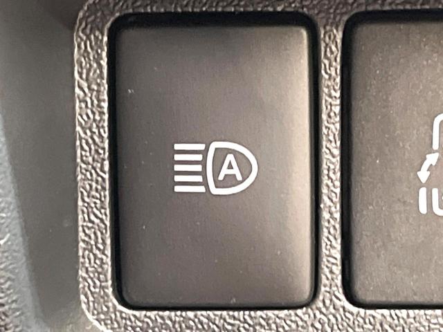 ハイエースバン スーパーＧＬ　ダークプライムＩＩ　禁煙車　ＳＤナビ　ディーゼル（軽油）　バックカメラ　プリクラッシュセーフティ　両側電動スライドドア　オートマチックハイビーム　　ＬＥＤヘッド　ＥＴＣ　ドラレコ　スマートキー　１６インチアルミ（7枚目）