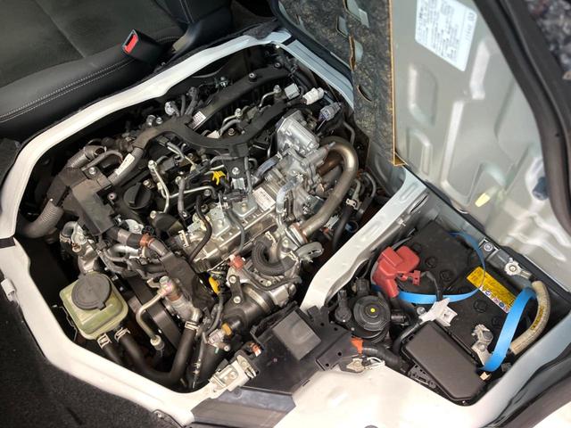 ハイエースバン スーパーＧＬ　ダークプライムＩＩ　禁煙車　ＳＤナビ　ディーゼル（軽油）　バックカメラ　プリクラッシュセーフティ　両側電動スライドドア　オートマチックハイビーム　　ＬＥＤヘッド　ＥＴＣ　ドラレコ　スマートキー　１６インチアルミ（18枚目）