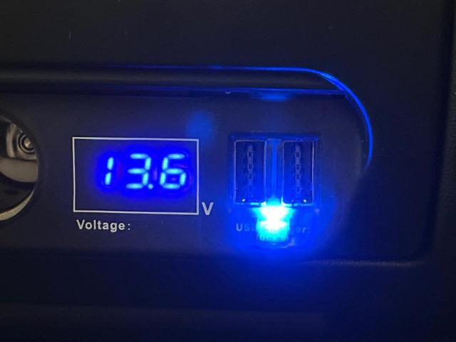 ハイエースバン スーパーＧＬ　ダークプライムＩＩ　禁煙車　ＳＤナビ　ディーゼル（軽油）　バックカメラ　プリクラッシュセーフティ　両側電動スライドドア　オートマチックハイビーム　　ＬＥＤヘッド　ＥＴＣ　ドラレコ　スマートキー　１６インチアルミ（47枚目）