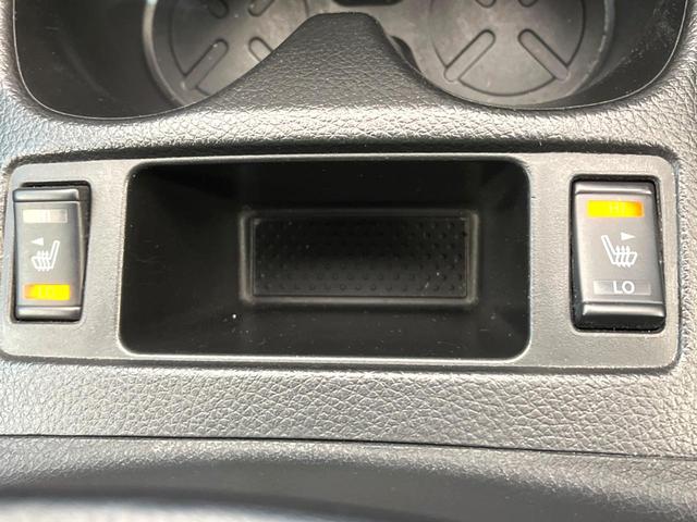 エクストレイル ２０Ｘ　エマージェンシーブレーキパッケージ　純正ＳＤナビ　バックカメラ　エマージェンシーブレーキ　コーナーセンサー　スマートキー　ＬＥＤヘッド　ルーフレール　ＥＴＣ　純正１７インチアルミ　車線逸脱警報　オートライト　デュアルエアコン（6枚目）