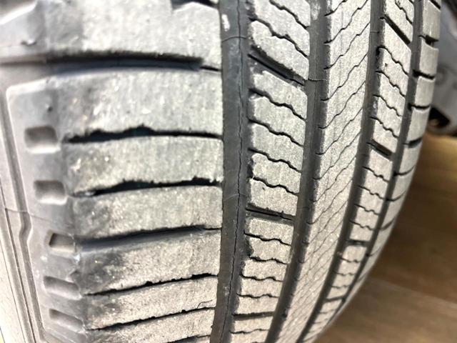 エクストレイル ２０Ｘ　エマージェンシーブレーキパッケージ　純正ＳＤナビ　バックカメラ　エマージェンシーブレーキ　コーナーセンサー　スマートキー　ＬＥＤヘッド　ルーフレール　ＥＴＣ　純正１７インチアルミ　車線逸脱警報　オートライト　デュアルエアコン（28枚目）