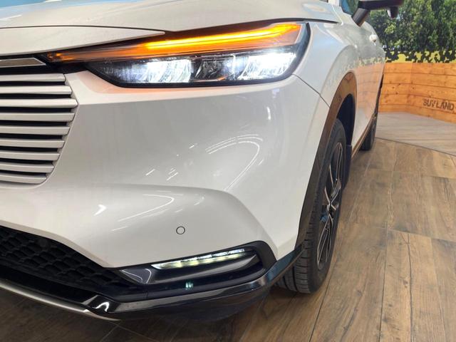 ヴェゼル ｅ：ＨＥＶ　Ｚ　メーカーナビ　ホンダセンシング　レーダークルーズ　ブラインドスポットモニター　バックカメラ　パワーバックドア　ＥＴＣ２．０　ハンドルヒーター　フルセグ　Ｂｌｕｅｔｏｏｔｈ　スマートキー　置くだけ充電（12枚目）